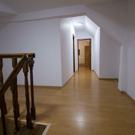 Pe Tocile Apartment Braszów Zewnętrze zdjęcie