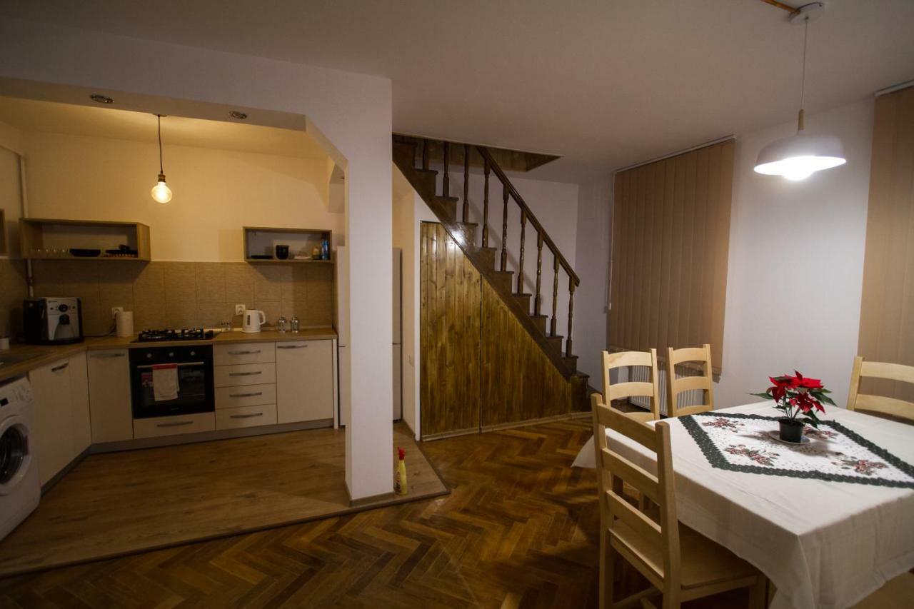 Pe Tocile Apartment Braszów Zewnętrze zdjęcie