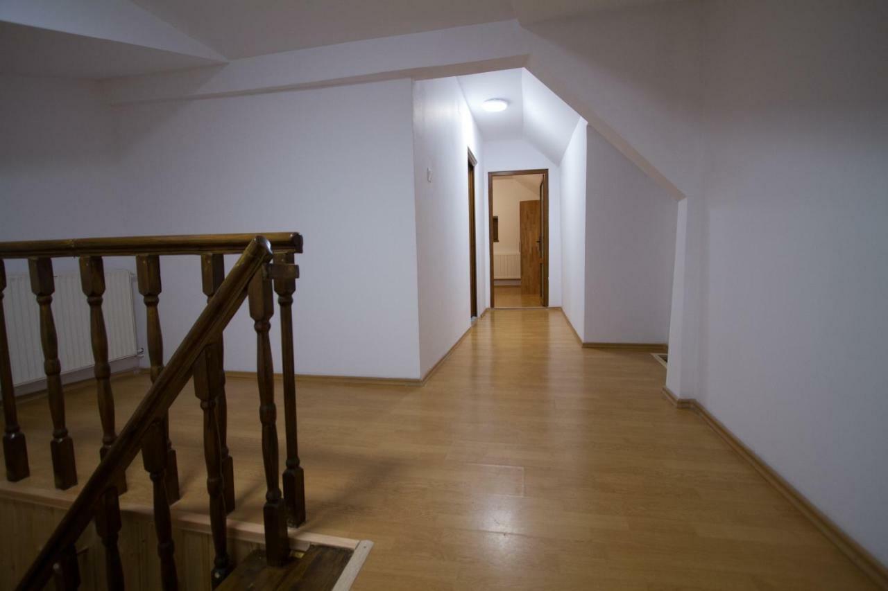 Pe Tocile Apartment Braszów Zewnętrze zdjęcie